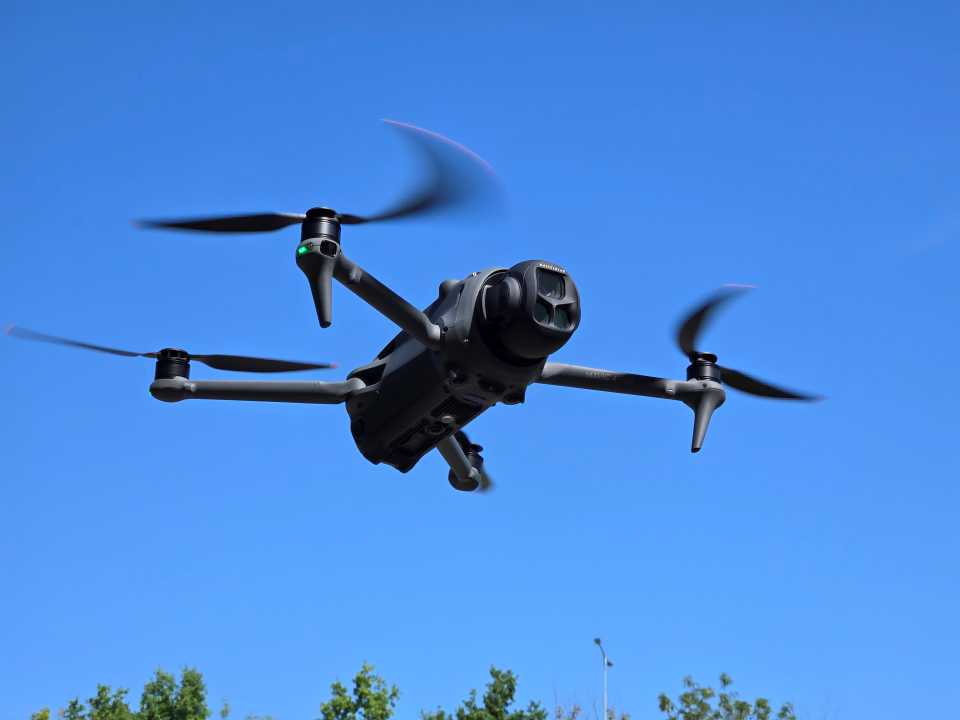 dji mavic 4 pro gimbal
